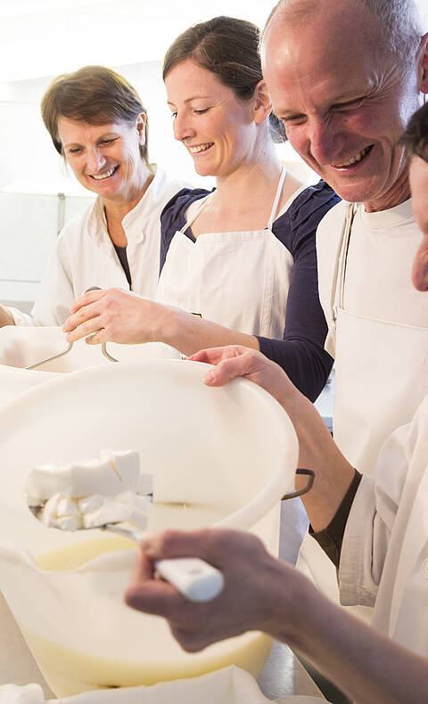 Käseherstellung mit Familie Zankl