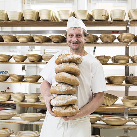 Brotbacken in der Bäckerei Matitz 